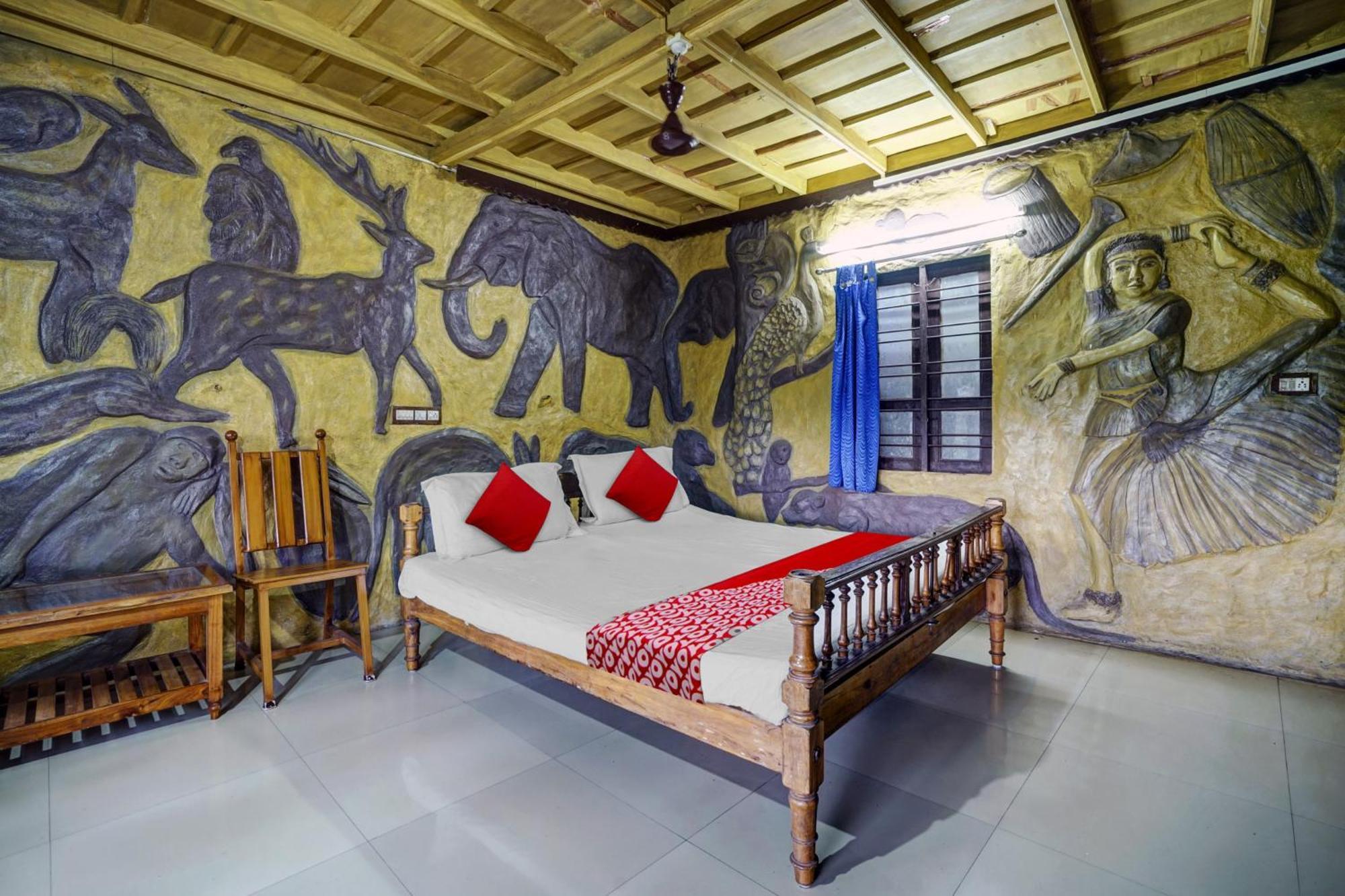 Oyo Flagship Meadow View Inn Thekkady Exterior photo